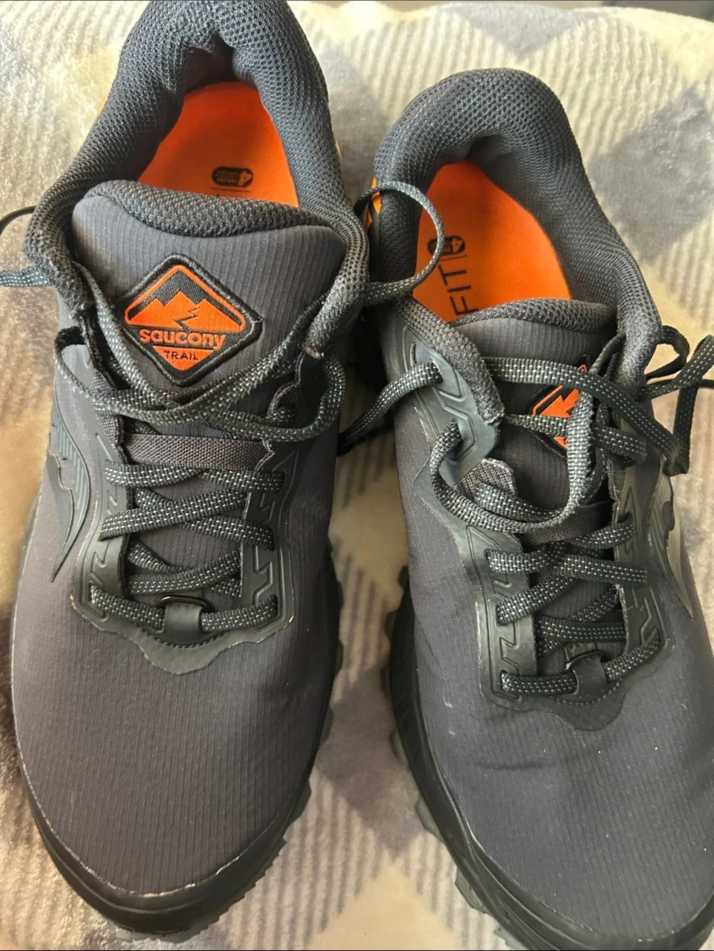 Saucony Men’s Trail Shoes - Charcoal with Orange Interior